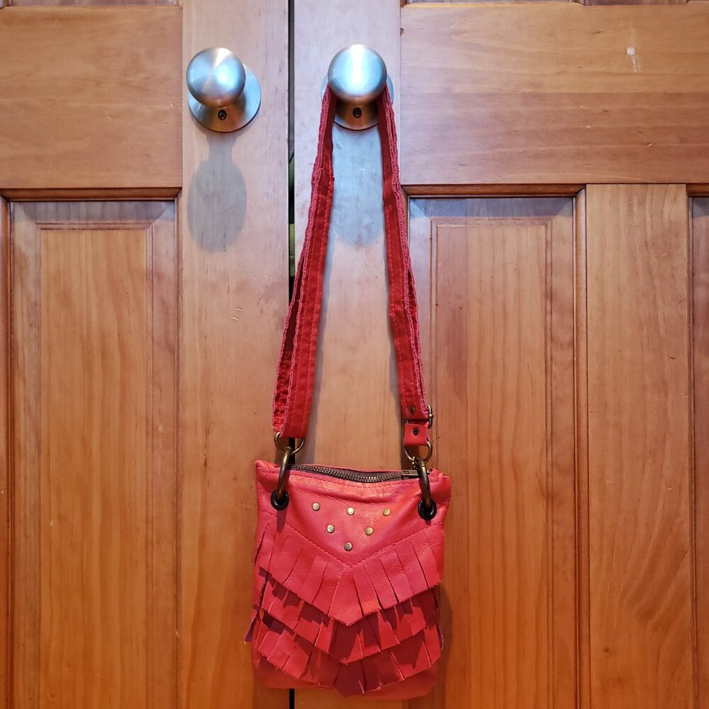 Red leather fringe crossbody festival brass accents adjustable 8.5x7" Stud Boho - Picture 2 of 5